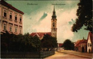 Stockerau, Schießstattgasse / street view, church