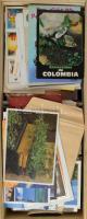 Kb. 1200 db MODERN vegyes képeslap, fotó és kisebb részben egyéb nyomtatvány tétel fa dobozban / Cca. 1200 modern mixed postcards, photos and some miscellaneous papers in a wooden box