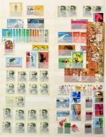 Ausztrália tartalmas, nagy mennyiségű anyagot tartalmazó, részben specializált több példányos rendez...