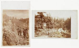 1917, Román front, német katonák által munkára fogott helyi románok dolgoznak, 2 darab fotólap, megí...
