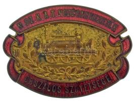 DN (~1910-1920) "M. SZ. K. A. T. Mozdonyvezetők Országos Szövetsége" részben zománcozott, aranyozott bronz jelvény, hátlapon "BRUST BÉLA BUDAPEST ER[ZSÉBET KÖRÚT 23]" gyártói jelzéssel (29x39,5mm) T:VF, kis zománchiba, hátoldalán a tű és kapocs hiányzik