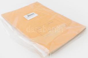 Tarjányiné Ujhelyi Elvira kézzel rajzolt szabásmintái, 3 db nagyalakú füzet, közel teleírva, 49x34,5 cm