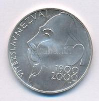 Csehország 2000. 200K Ag "Vítězslav Nezval születésének 100. évfordulója" emlékérme T:AU, kis patina Czech Republic 2000. 200 Korun Ag "100th Anniversary of the Birth of Vítězslav Nezval" commemorative coin C:AU, small patina Krause KM#47