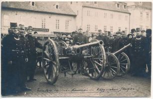 1915 Nagyszeben, Hermannstadt, Sibiu; Erbeutete serbische Kanonen / osztrák-magyar katonák zsákmányolt szerb ágyúkkal Nagyszebenben / WWI Austro-Hungarian K.u.K. military, soldiers with captured Serbian cannons in Sibiu. photo