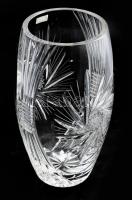 Parád Kristály váza. Hántolt és köszörült mintával, címkével jelzett, hibátlan, 23 cm