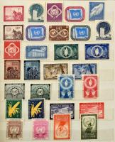 Szép ENSZ New York gyűjtemény az 50-es, 60-as évekből, közte az első blokk, 12 lapos közepes berakóban