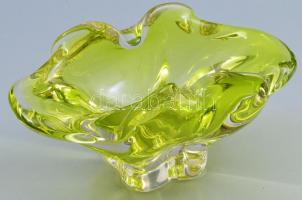 Cseh design üveg váza. Formába öntött, anyagában színezett, gyári belső feszültség repedéssel 24x13 cm