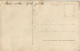 1924 Stószfürdő, Stoósz-fürdő, Kúpele Stós; nyaraló társaság csoportképe / group picture. photo (apr...