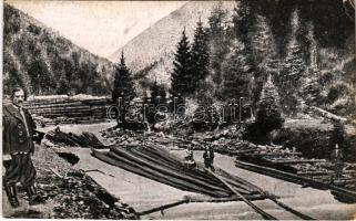 1917 Kőrösmező, Körösmező, Yasinia, Yasinya, Jaszinya, Jassinja, Jasina (Máramaros); Tutajindítás gátvíz érkezésekor, tutajosok imája. Berger Miksa utóda kiadása / rafters' prayer, dam (EK)