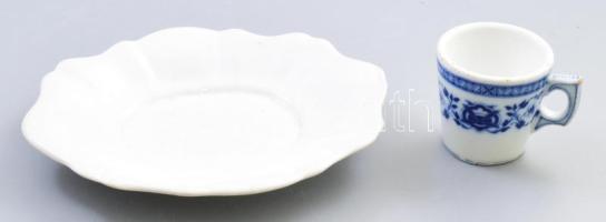 Elbogen vastag falú csésze és süteménytálka, a csésze jelzett, kopással, h: 24 cm alatt