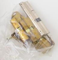 6 db bútorzár és 5 db hengerzár, mindegyik kulccsal