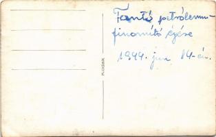 1944 Budapest IX. Fantó petróleumfinomító égése június 14-én a légitámadás után. photo (fl)