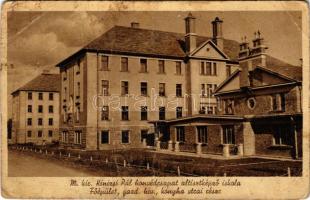 Veszprém, Jutas; M. Kir. Kinizsi Pál Honvédcsapat Altisztképző iskola, főépület, gazdasági hivatal, konyha utcai része (fa)