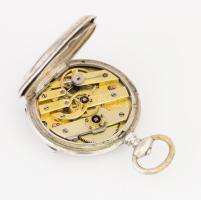 Női ezüst, kulcsos zsebóra, Budapest órás jelzett tokkal. Működik d: 30 mm