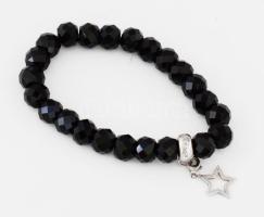 Thomas Sabo ezüst (Ag) karkötő, charmmal, csizolt ónix gyöngyökkel, jelzett, díszdobozban.