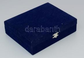 1988-as Szöuli olimpia szuvenírtárgya: az olimpiai stadion bronz makettje, bársonybevonatú díszdoboz...