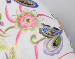 Kínai porcelán kaspó, aranykontúrozott virágmintával díszítve, hibátlan, d: 23,5 cm, m: 18 cm