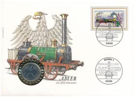 Német Szövetségi Köztársaság 1985D 1M Cu-Ni felbélyegzett dombornyomott borítékon, alkalmi bélyegzéssel, német nyelvű leírással T:UNC Federal Republic of Germany 1985D 1 Mark Cu-Ni in embossed envelope with stamp and cancellation, with German description C:UNC