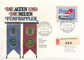 Svájc 1979-1981. 5r (4db, 2xklf) felbélyegzett "A régi és az új 5 Rappen érme" borítékban, bélyegzéssel T:UNC Switzerland 1979-1981. 5 Rappen (4pcs, 2xdiff) in "Die Alten und die Neuen Fünfrappler" envelope with stamp and cancellation C:UNC