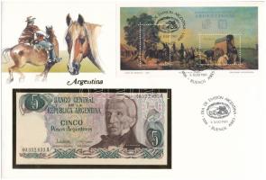 Argentína DN(1984) 5P felbélyegzett borítékban, bélyegzéssel, német nyelvű leírással T:UNC Argentina ND(1984) 5 Pesos in envelope with stamp and cancellation, with German description C:UNC