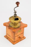 Kávédaráló tekerós, réz, fa. jó állapotban 25 cm