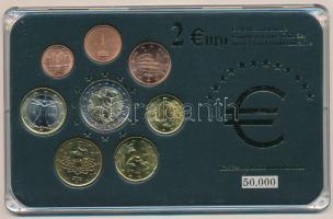 Olaszország 2002-2005. 1c-2E (8xklf) forgalmi összeállítás eredeti műanyag tokban T:AU, patina Italy 2002-2005. 1 Cent - 2 Euro (8xdiff) coin set in original plastic case C:AU, patina