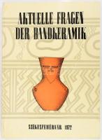 Fitz Jenő (szerk.) Die aktuellen Fragen der Bandkeramik. Vonaldíszes kerámia időszerű kérdései. Akten der Pannonia Konferenzen I. Az I. Pannonia konferencia aktái. Az István Király Múzeum Közleményei 18. Székesfehérvár, 1972, Fejér Megyei Múzeumok Igazgatósága, 235 p. Német, angol és magyar nyelven. Gazdag képanyaggal illusztrált. Kiadói papírkötés. Megjelent 500 példány.