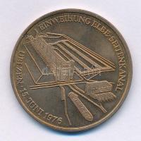 Német Szövetségi Köztársaság 1976. "Az Elba mellékcsatorna megnyitása" kétoldalas rézzel bevont Fe emlékérem (34,5mm) T:XF, kis patina Federal Republic of Germany 1976. "Opening of the Elbe Side Channel" two-sided Cu plated Fe commemorative medal (34,5mm) C:XF, small patina