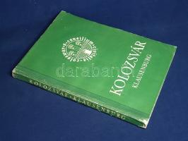 Kolozsvár - Klausenburg. Tausend Jahre einer Ungarischen Stadt. Herausgegeben von Ladislaus Makkai und Emil Vásárhelyi. Budapest-Leipzig-Milano, (1944). Danubia Verlag (Athenaeum Rt. ny.) 168 + [4] p. A kolozsvári helytörténeti és társadalomtörténeti tanulmányok után a 105. oldaltól képmelléklet, a 103. oldalon egész oldalas Kolozsvár-térkép. Fűzve, enyhén sérült gerincű, illusztrált kiadói borítóban, jó példány.