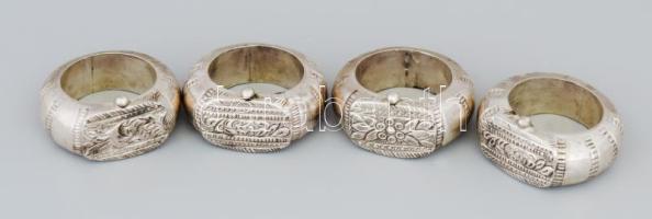 Ománi ezüst (Ag) 4 részes szalvétagyűrű szett, klf mintákkal, jelzett, díszdobozban, nettó 87g