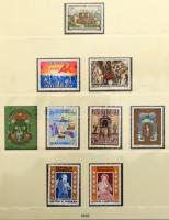 Ausztria 1986-2001 luxus gyűjtemény Lindner falcmentes előnyomott albumban, bordó gyűrűs borítóval, ...