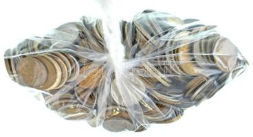 Vegyes Jugoszláv érmetétel mintegy ~1,1kg súlyban T:vegyes Mixed Yugoslavian coin lot (~1,1kg) C:mixed