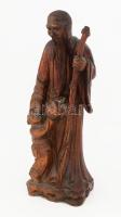 Keleti faragott fa szobor, m: 22 cm