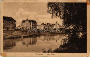Temesvár, Timisoara; Béga balsor, képeslapfüzetből / Bega riverside, from a postcard booklet (gyűrődés / crease)