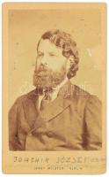 Joachim József (Joseph Joachim) ( 1831-1907) hegedűművész vizitkártya fotója. Feliratozott, sérüléssel.