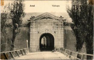 Arad, Várkapu / castle gate (ragasztónyomok / glue marks)