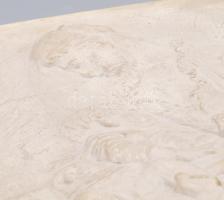 feltehetően Rubletzky Géza (1881-1970): Gyermekét szoptató anya. Gipsz plakett, kis sérülésekkel, je...