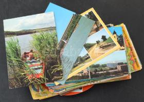 Kb. 100 db MODERN színes magyarországi város képeslap, vegyes minőségben / Cca. 100 modern coloured Hungarian town postcards, in mixed quality