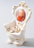 Capodimonte II. János Pál pápa arcképes emléktárgy, jelzett, sérült, m: 12 cm