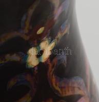 Zsolnay váza mezei virágokkal. cca 20. sz. utolsó harmada, magastüzű opak sötét eozin mázon elágazó ...