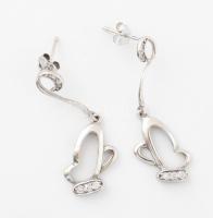 Ezüst(Ag) köves, pillangós fülbevalópár, jelzett, h: 3,5×1,1 cm, bruttó: 2,9 g