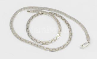 Ezüst(Ag) meandermintás lapos kígyó nyaklánc, jelzett, h: 45 cm, nettó: 9,4 g