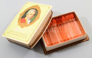 Anyagában színezett üveg késbak szett, 11 darab, pattogzással, h: 8,5 cm