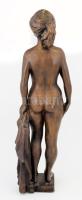 Domonkos Béla (1934-2020) Akt törölközővel. Patinázott bronz, Jelzett. 47 cm. Mellékelve a a művész ...