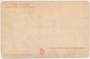 Erdélyi cigánytanya / Transylvanian Gypsy folklore (kopott sarkak / worn corners)