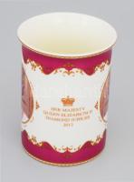 2012 Royal Crest II. Erzsébet brit királynő gyémántjubileum porcelán emlékbögre, újszerű állapotban,...
