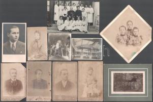 Kb 40 darabos fotó tétel a vizitkártyáktól az 1940-e évekig