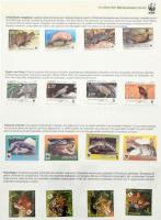 50 éves a WWF HIVATALOS GYŰJTEMÉNY közel 200 ország kiadásai, sorok és blokkok több mint 50 lapos al...