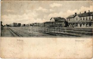 Zólyom, Zvolen; Pályaudvar, vasútállomás, gőzmozdony, vonat. Schlesinger Samu kiadása / Bahnhof / railway station (fl)