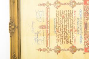 1937 Magyar katolikus írók oklevél Moravcsik Győző részére, enyhén sérült, üvegezett keretben. 29x34...